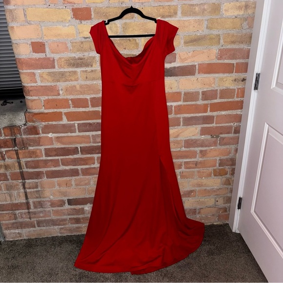 Amazon Dresses & Skirts - Amazon Brand Elegant Red Christmas Holiday Party Wedding Guest Evening Gown